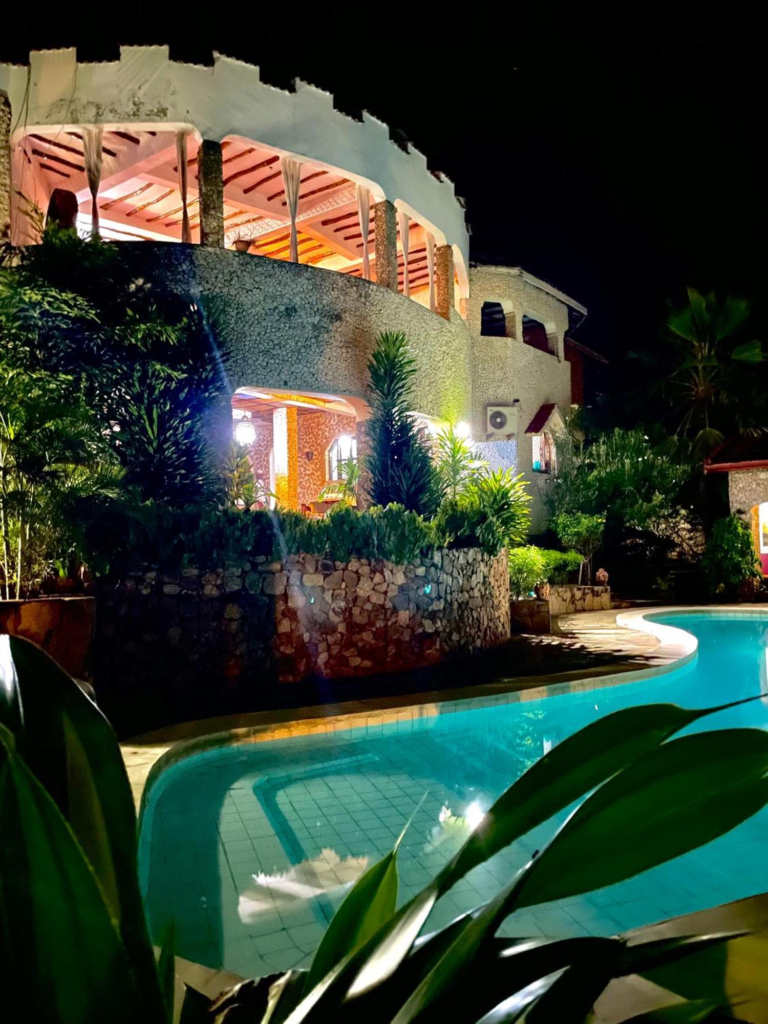 Tembo Village Watamu Bagian luar foto