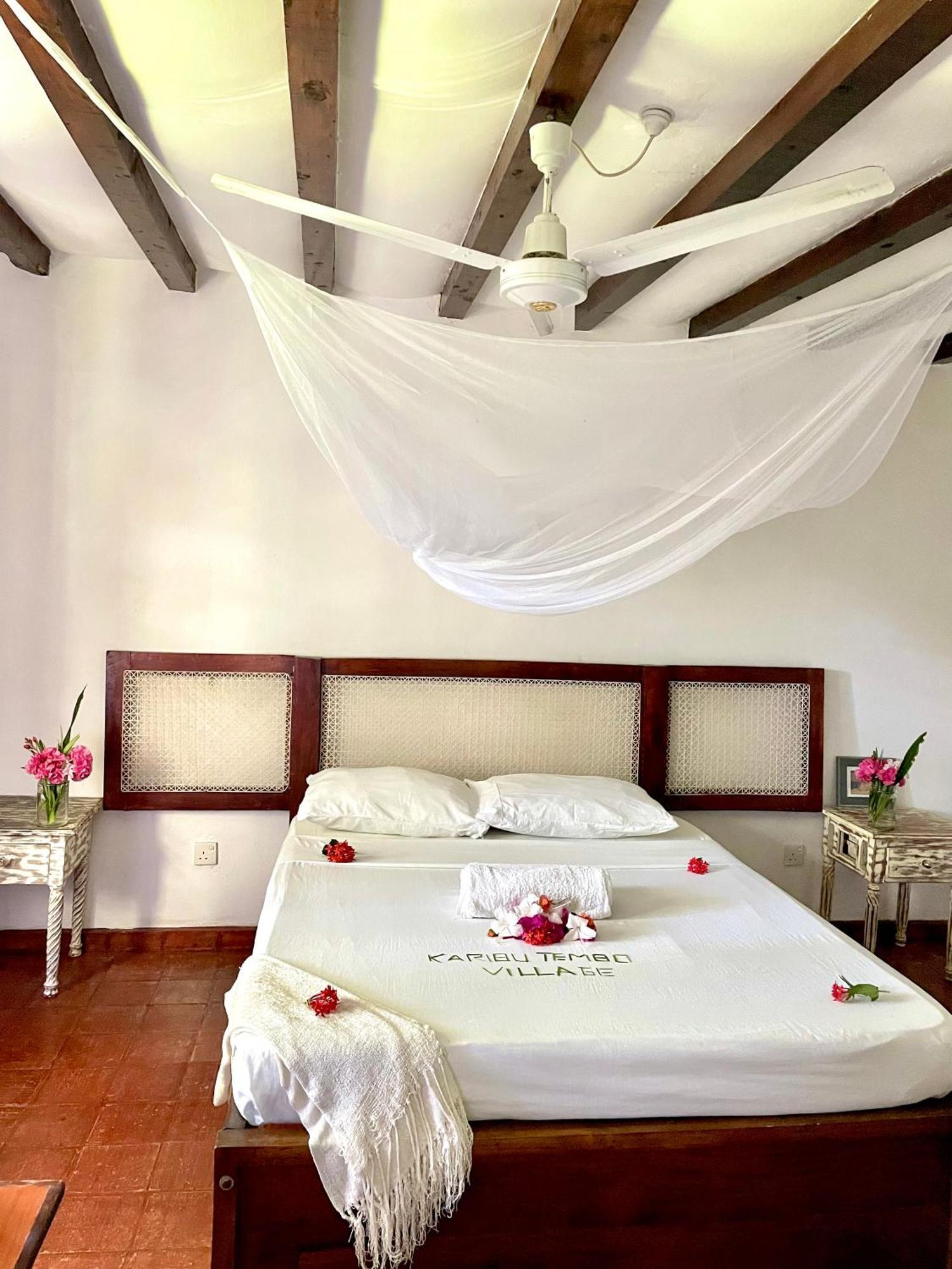 Tembo Village Watamu Bagian luar foto