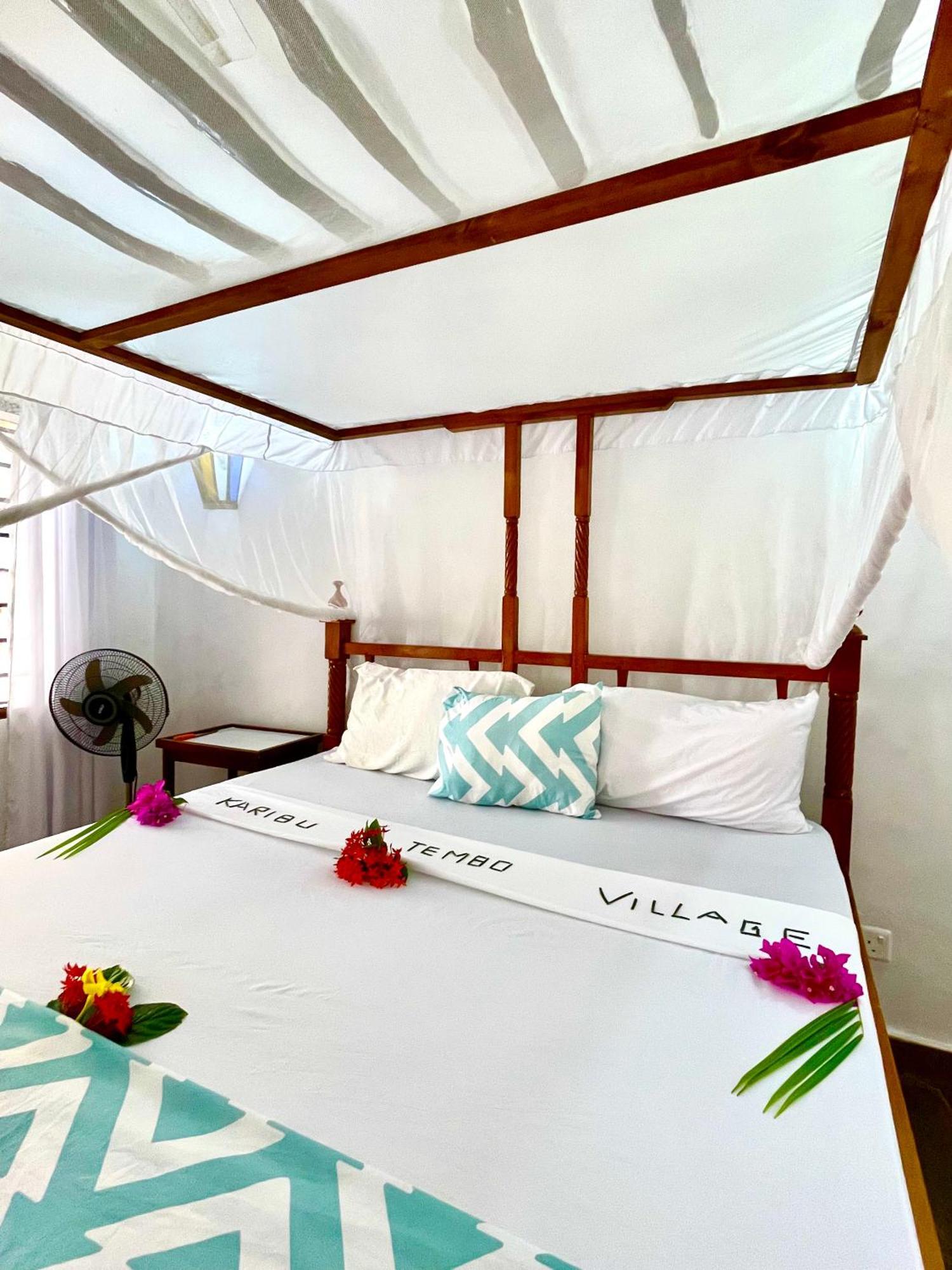 Tembo Village Watamu Bagian luar foto