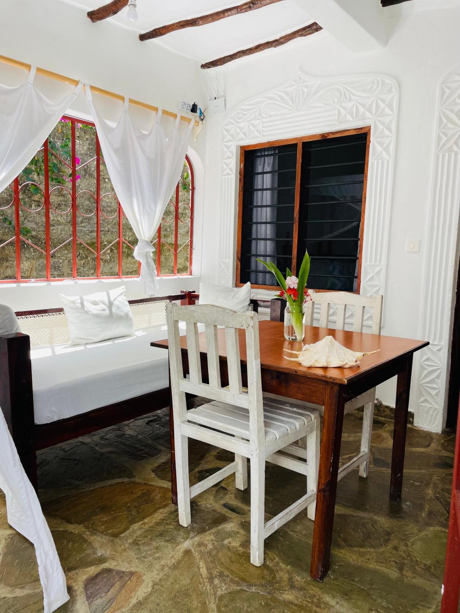 Tembo Village Watamu Bagian luar foto
